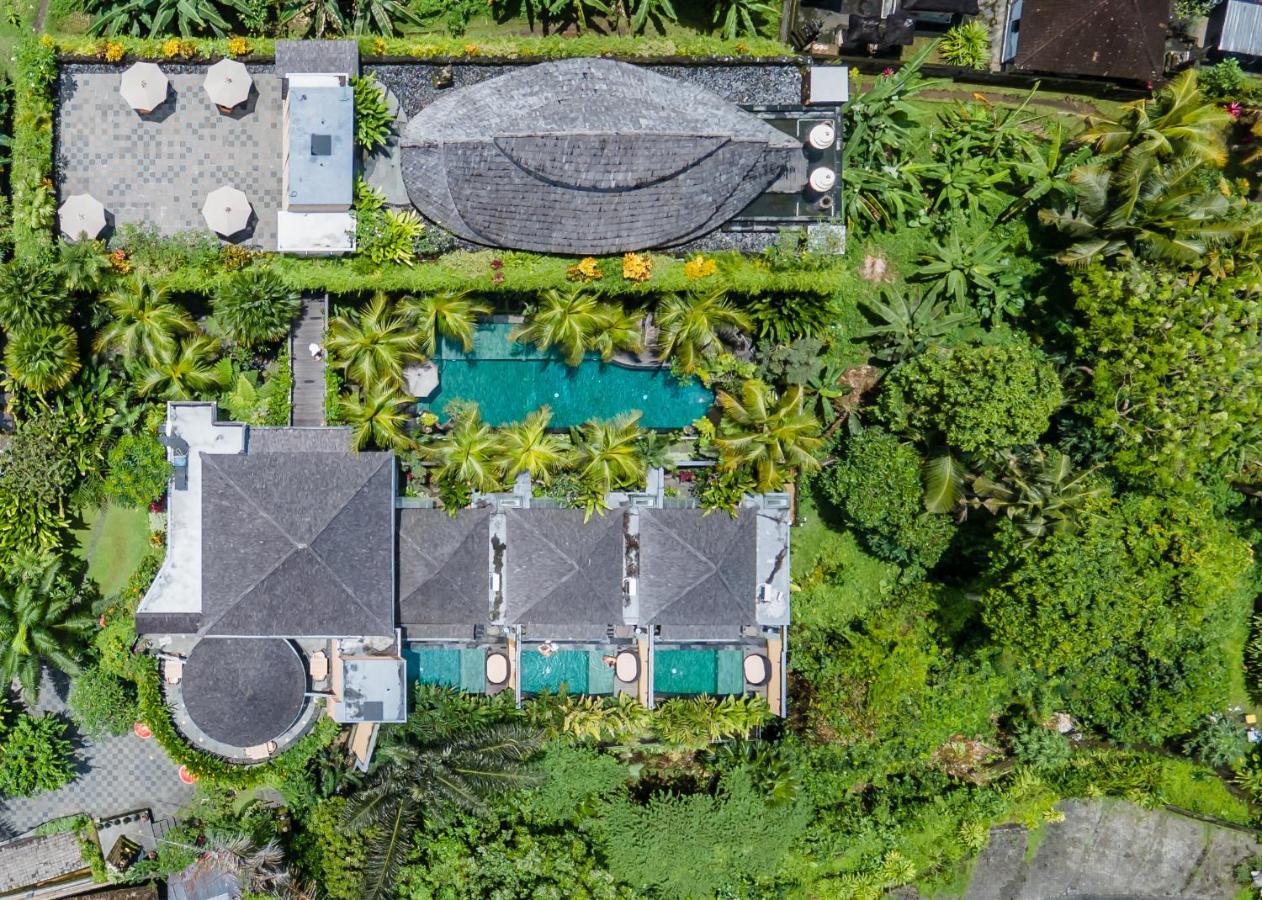 Weda Cita Resort And Spa By Mahaputra Ubud Exteriér fotografie Aerial view of the villa